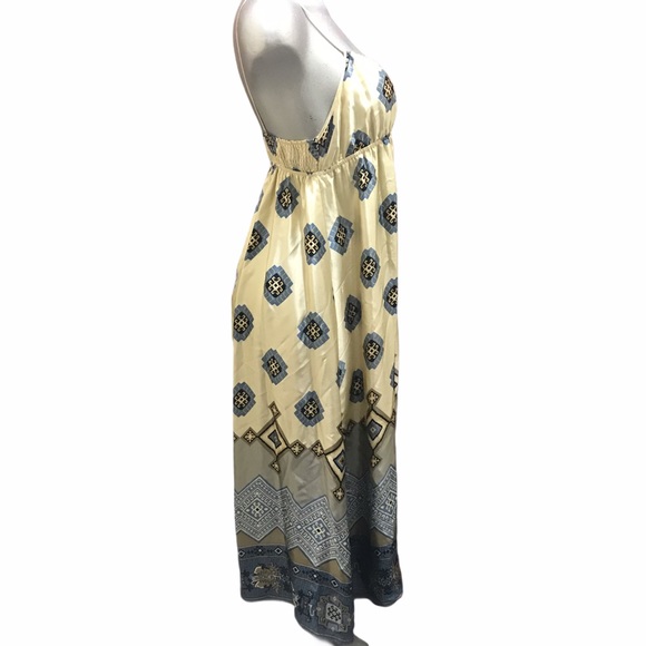 Banana Republic 100% Silk Maxi Dress Spaghetti Straps Beach Coastal Boho Sz 6 S - Picture 3 of 7